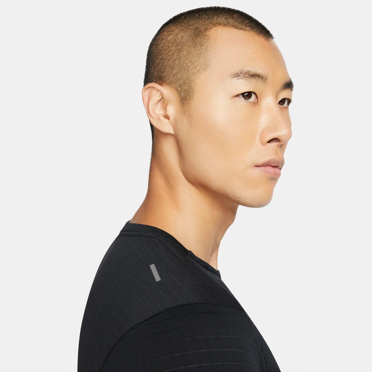 Grosses soldes 🛒 Course A Pied Homme Nike T-shirt Nike Therma-fit Repel Crew NOIR 👏 – Image 3